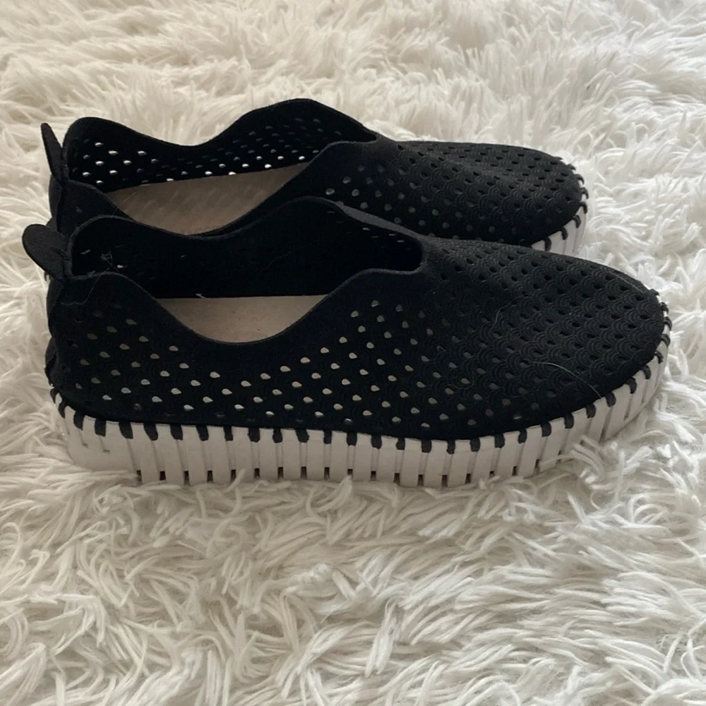 ILse Jacobsen black slip on platform sneakers